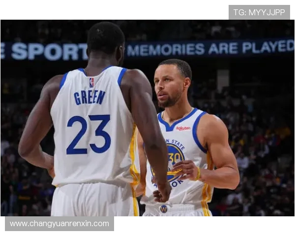 电子竞技赛场风云再起 聚焦全球顶尖战队激烈对抗争锋